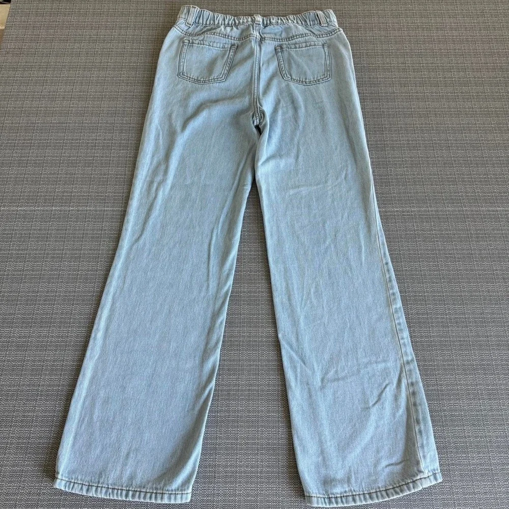 Thereabouts light blue jeans with floral embroidery